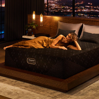 Simmons Beautyrest Black Hybrid Mattress
